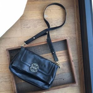 Tory Burch Classic black